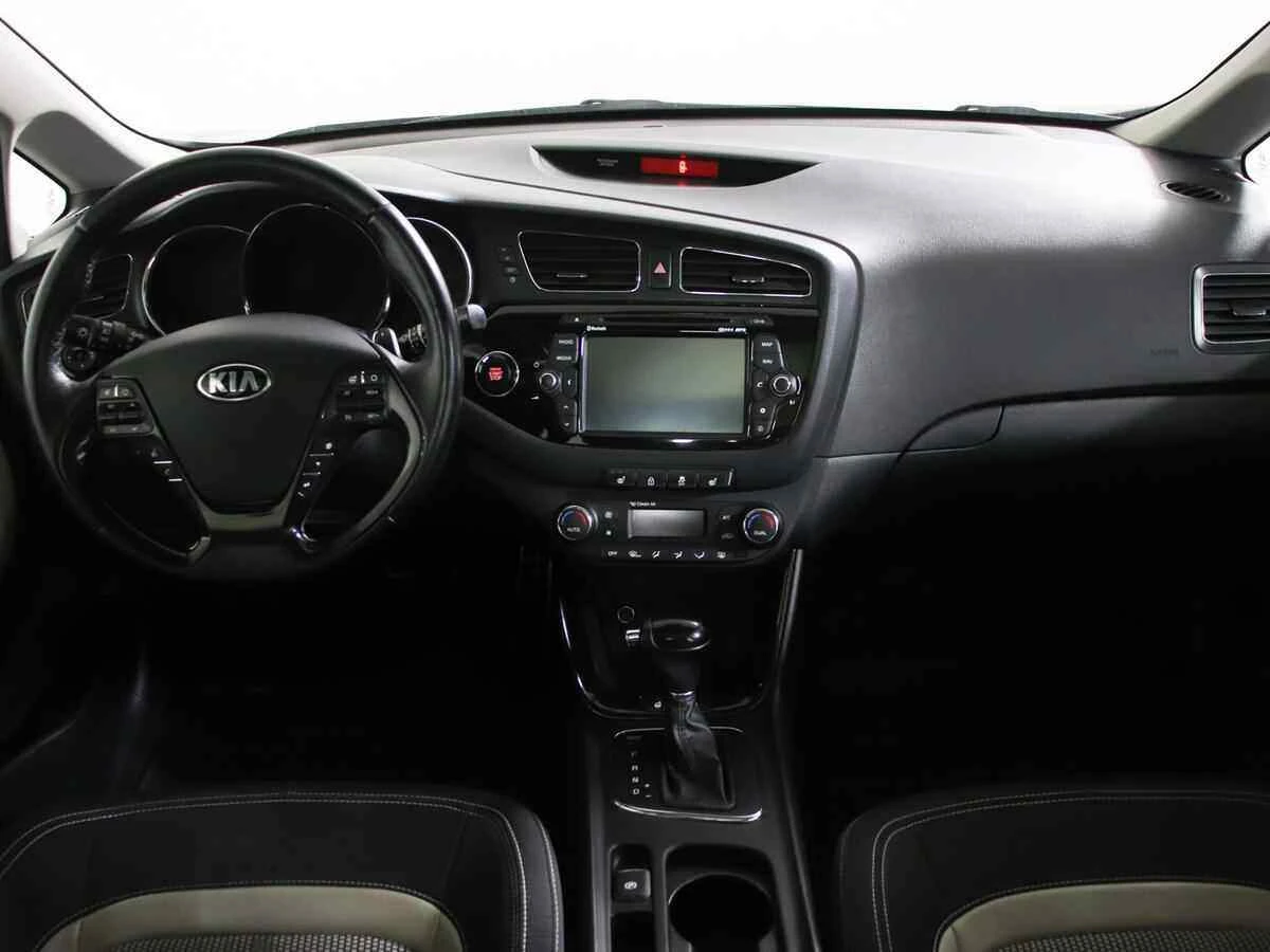 KIA Ceed, Серебряный, 2013, Автоматическая, 129 л.с., цена от 475 000 руб.