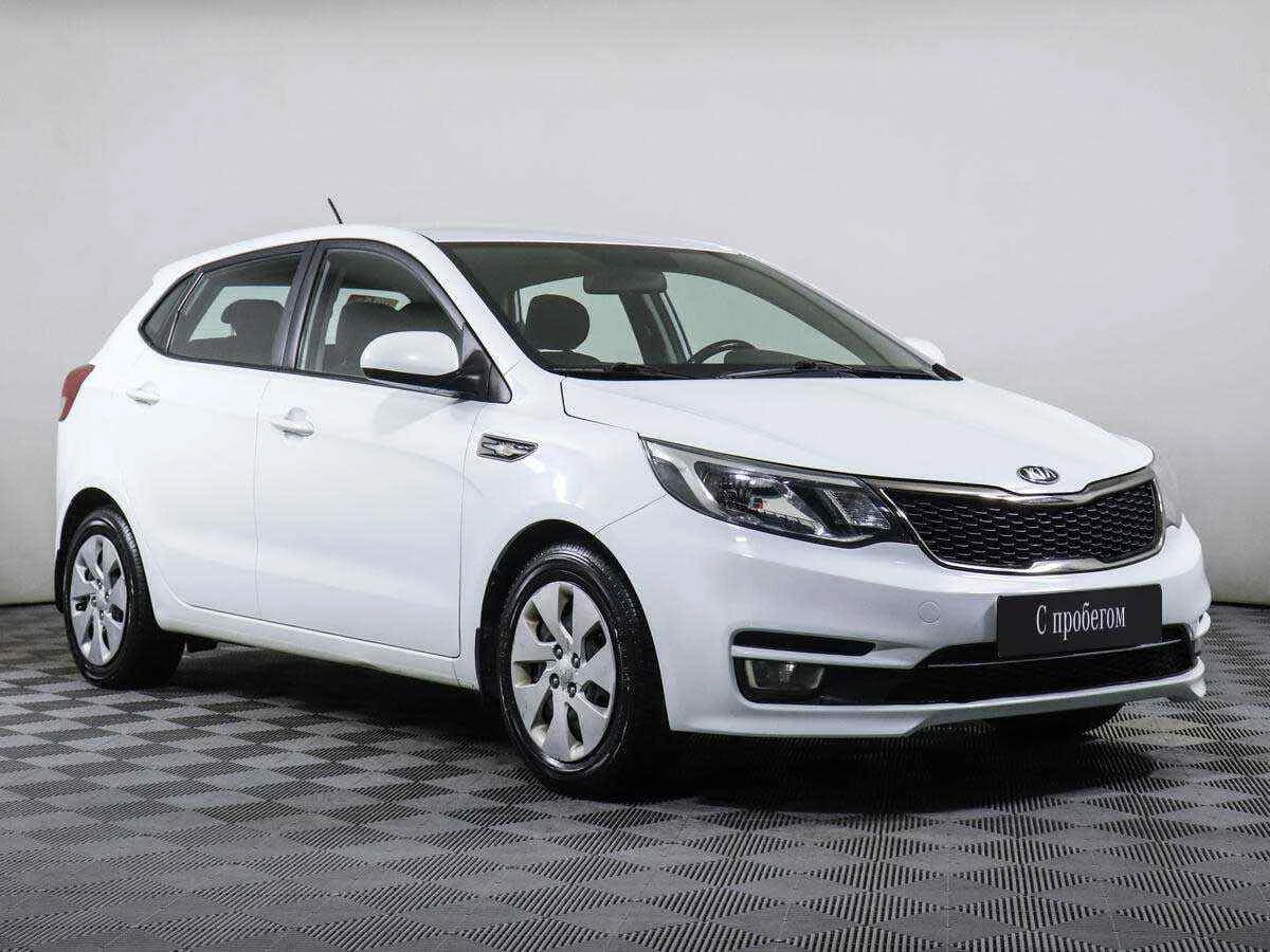 KIA Rio, Белый, 2017, Автоматическая, 123 л.с., цена от 515 000 руб.