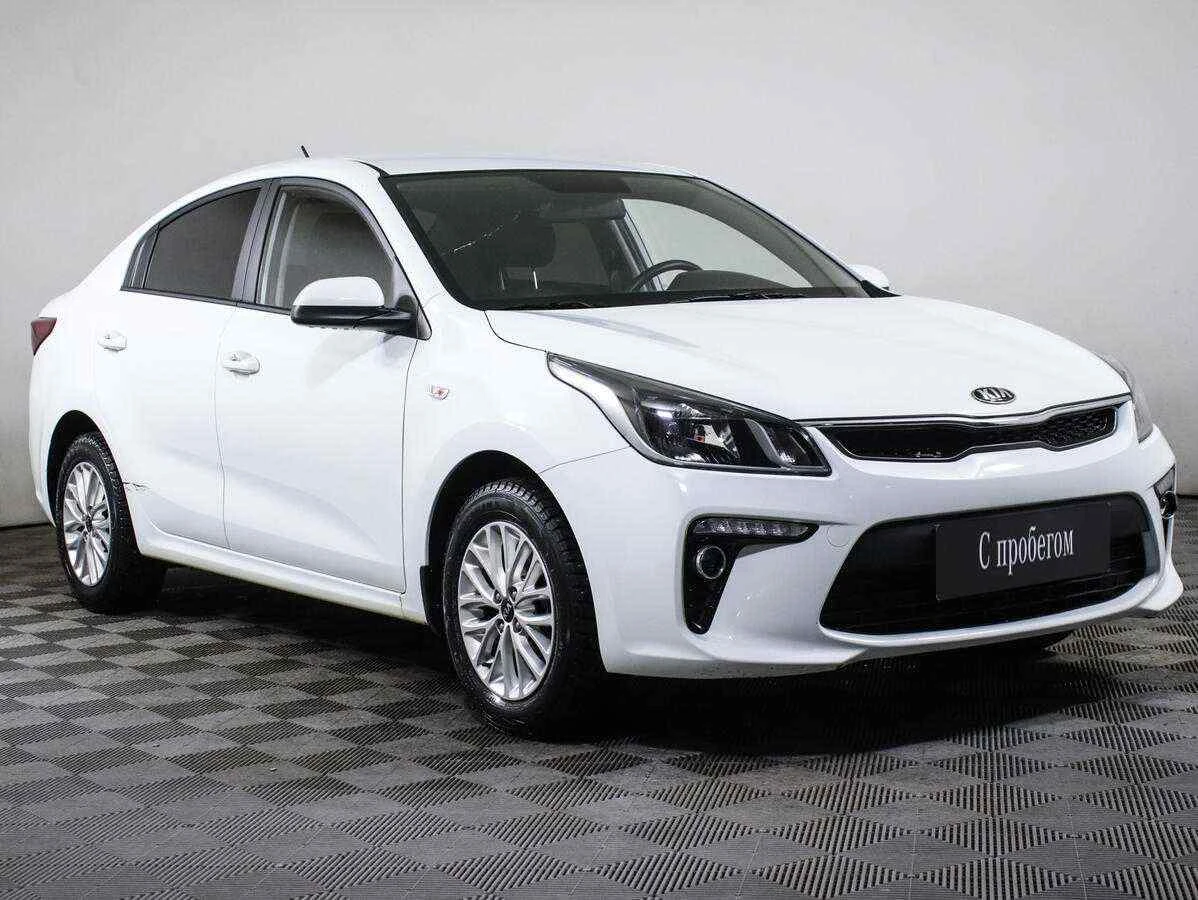 KIA Rio, Белый, 2017, Автоматическая, 123 л.с., цена от 725 000 руб.