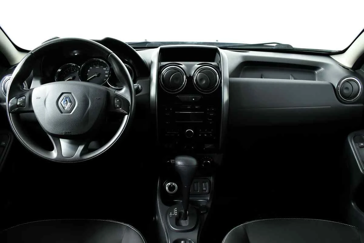 Renault Duster, Серебряный, 2015, Автоматическая, 143 л.с., цена от 990 000 руб.