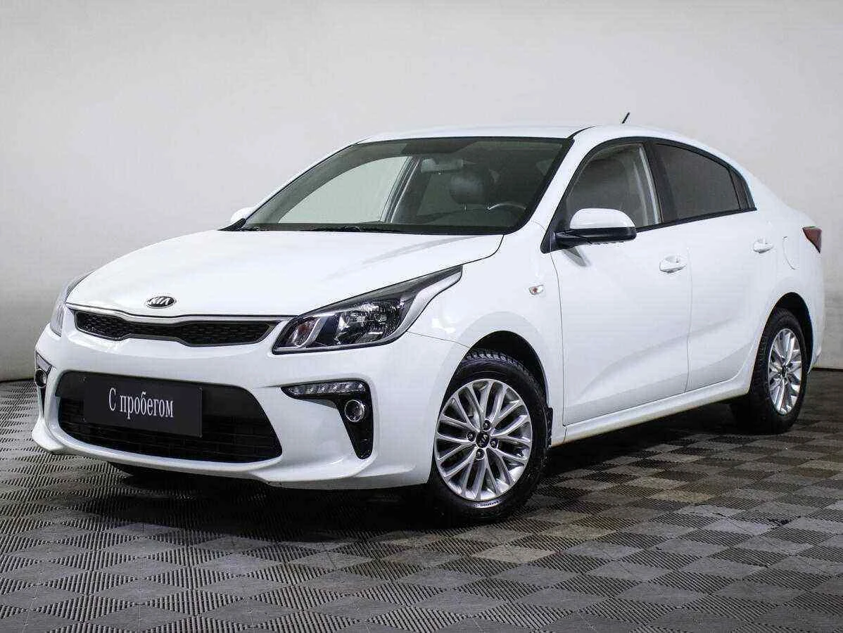 KIA Rio, Белый, 2017, Автоматическая, 123 л.с., цена от 725 000 руб.