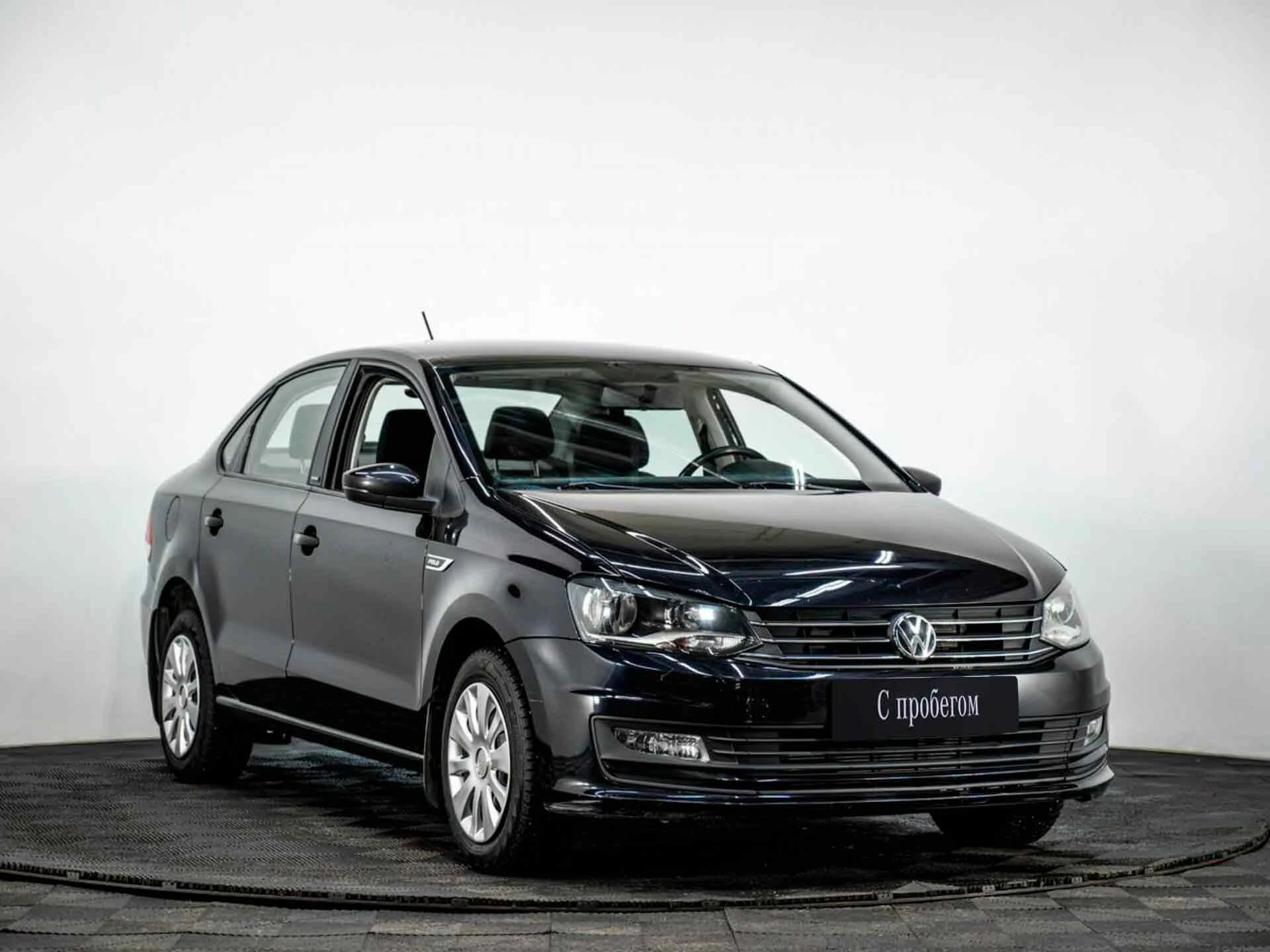 VOLKSWAGEN POLO, Черный, 2016, Автоматическая, 110 л.с., цена от 691 200 руб.