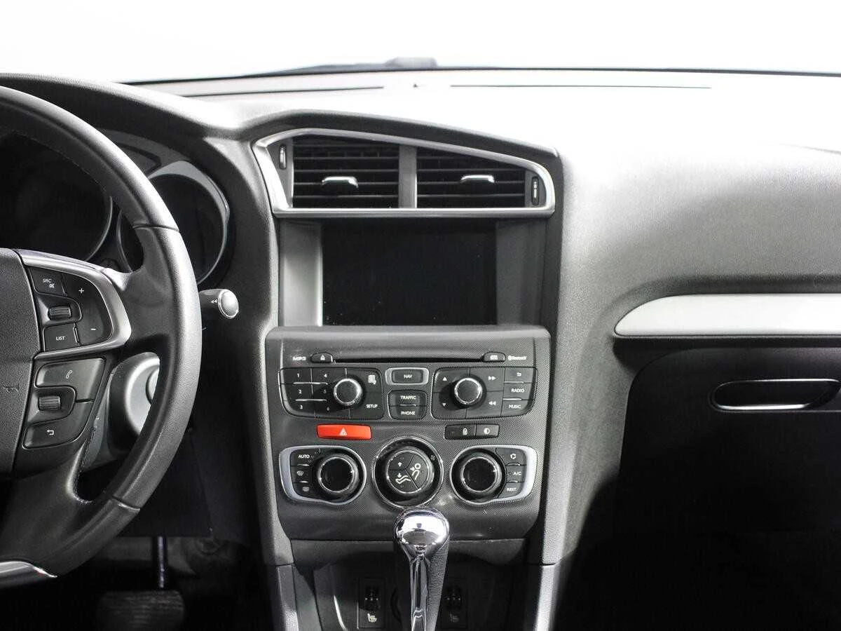 CITROEN C4, Белый, 2014, Автоматическая, 150 л.с., цена от 556 800 руб.