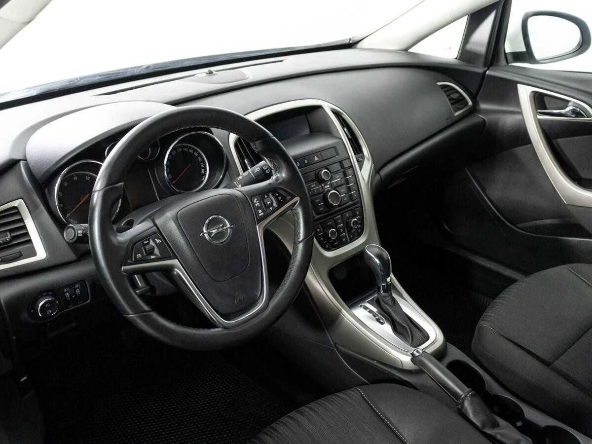 OPEL ASTRA, Белый, 2011, Автоматическая, 115 л.с., цена от 434 400 руб.