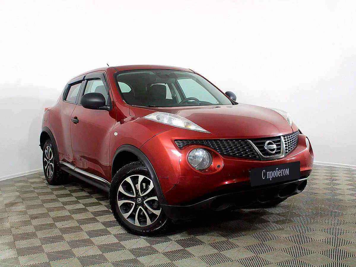Nissan Juke, Красный, 2013, Вариатор, 117 л.с., цена от 570 000 руб.