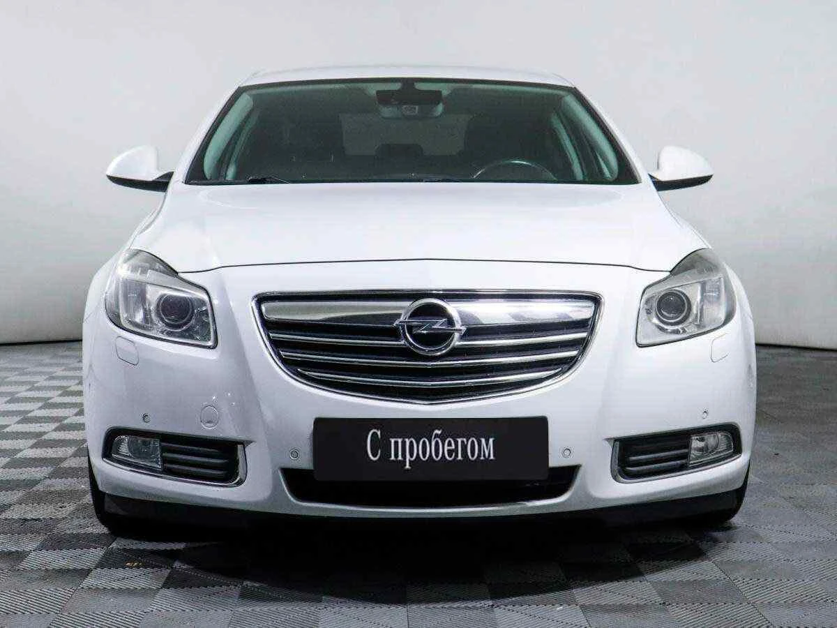 Opel Insignia, Белый, 2013, Автоматическая, 220 л.с., цена от 725 000 руб.