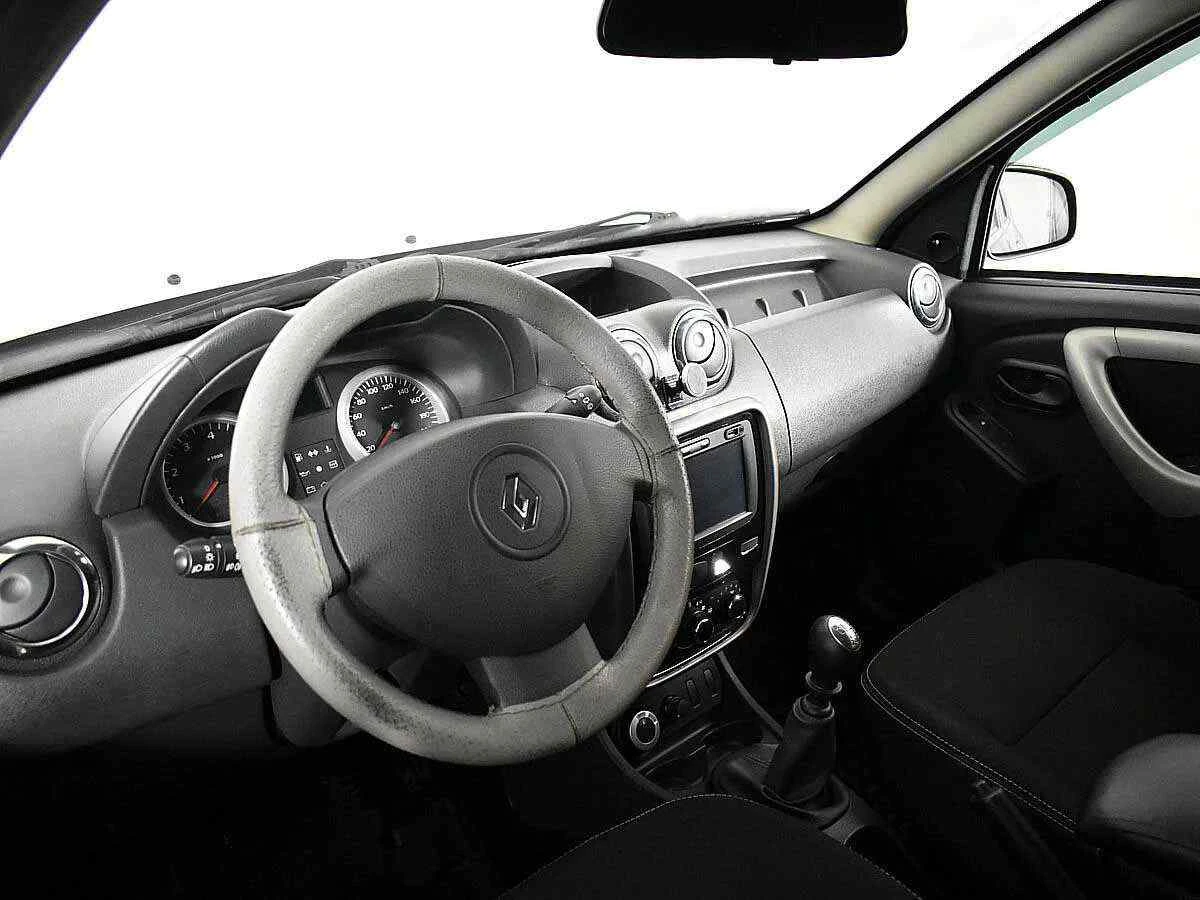 Renault Duster, Коричневый, 2015, Механическая, 102 л.с., цена от 905 000 руб.