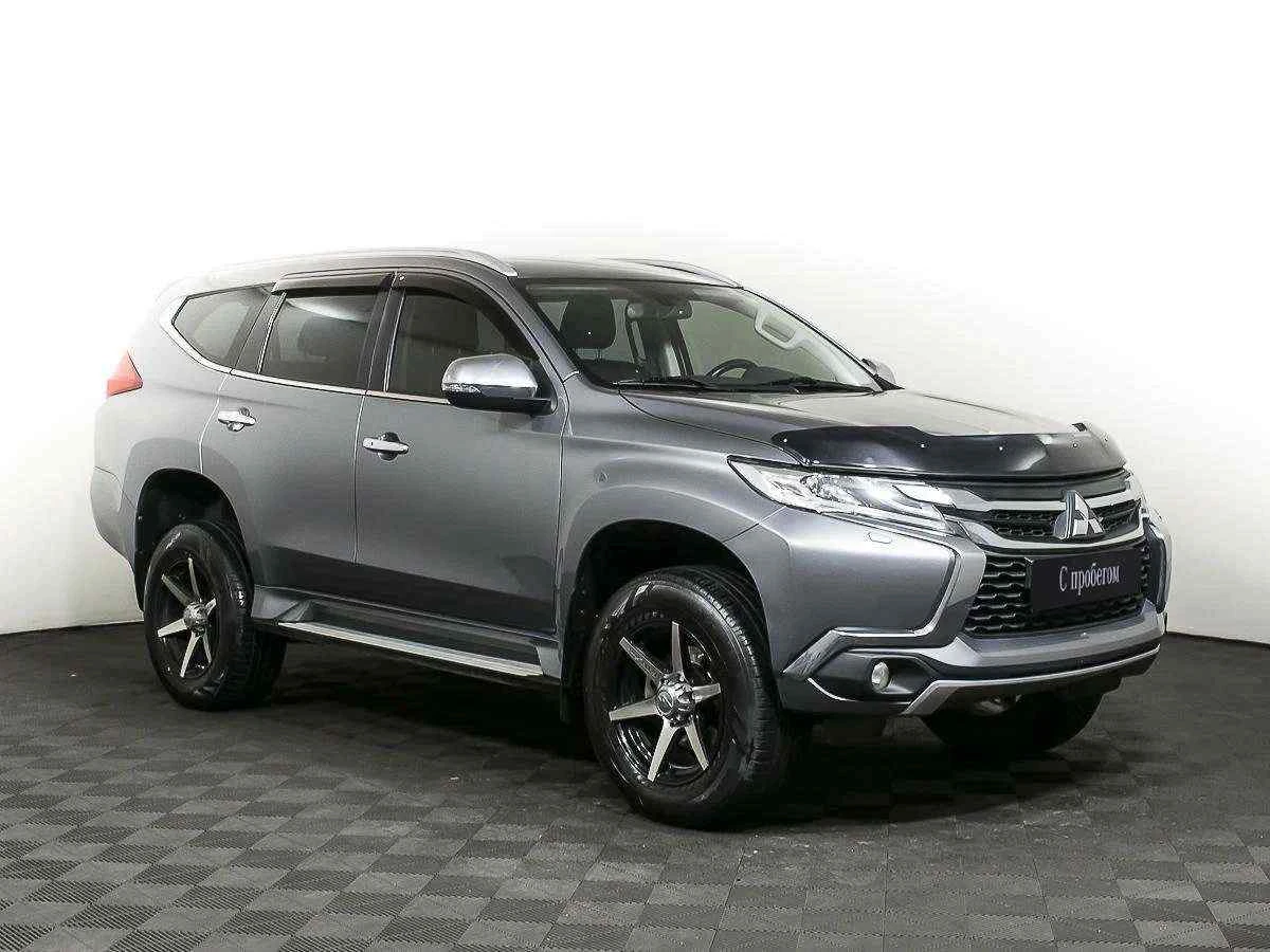 Mitsubishi Pajero Sport, Серый, 2017, Автоматическая, 181 л.с., цена от 2 105 000 руб.