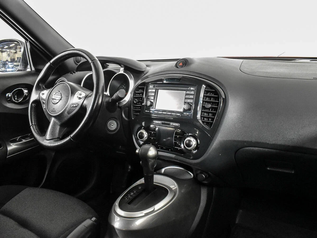 Nissan Juke, Красный, 2012, Вариатор, 117 л.с., цена от 547 600 руб.