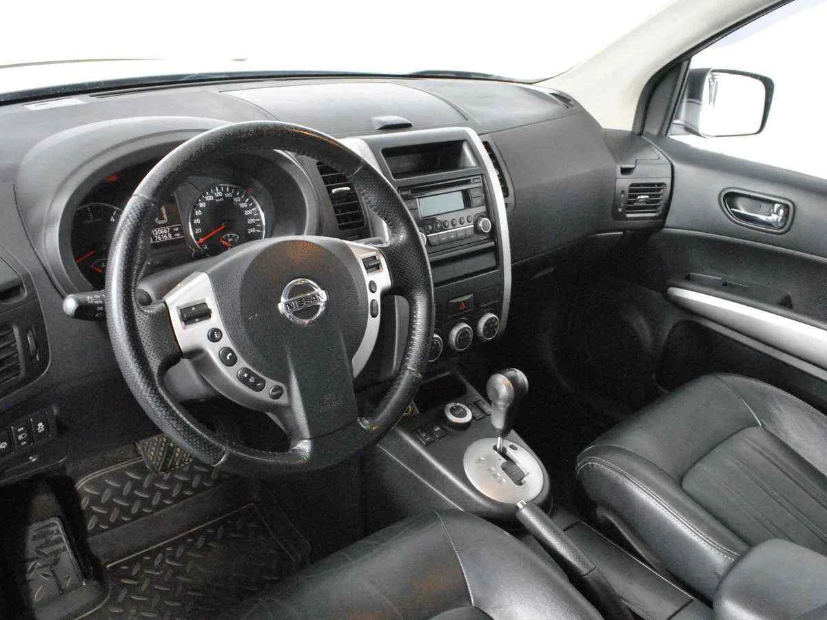 Nissan X-Trail, Серебряный, 2012, Автоматическая, 150 л.с., цена от 949 000 руб.