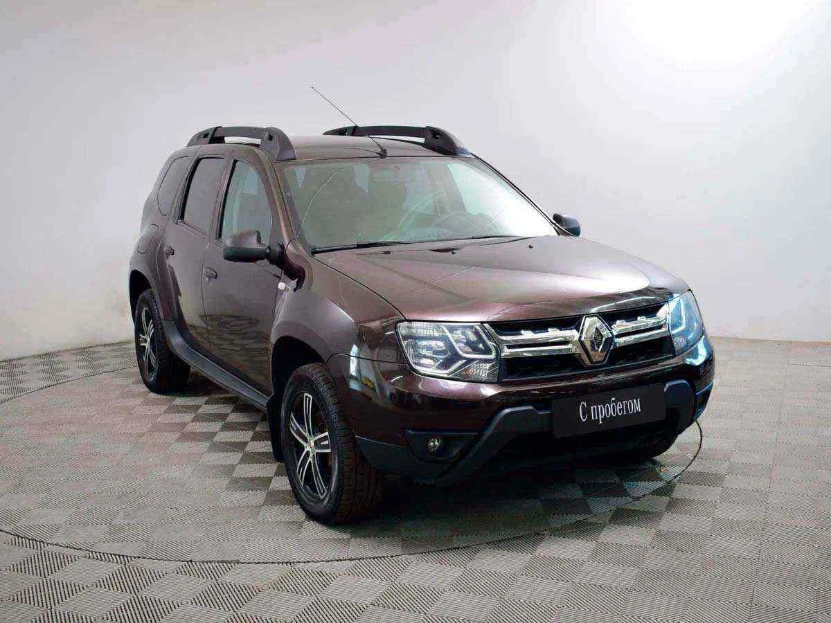 Renault Duster, Коричневый, 2017, Механическая, 109 л.с., цена от 1 014 000 руб.