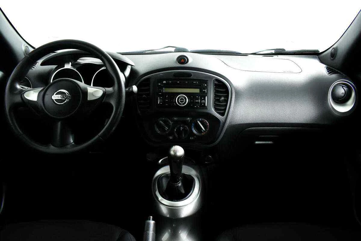 Nissan Juke, Белый, 2017, Механическая, 117 л.с., цена от 827 000 руб.