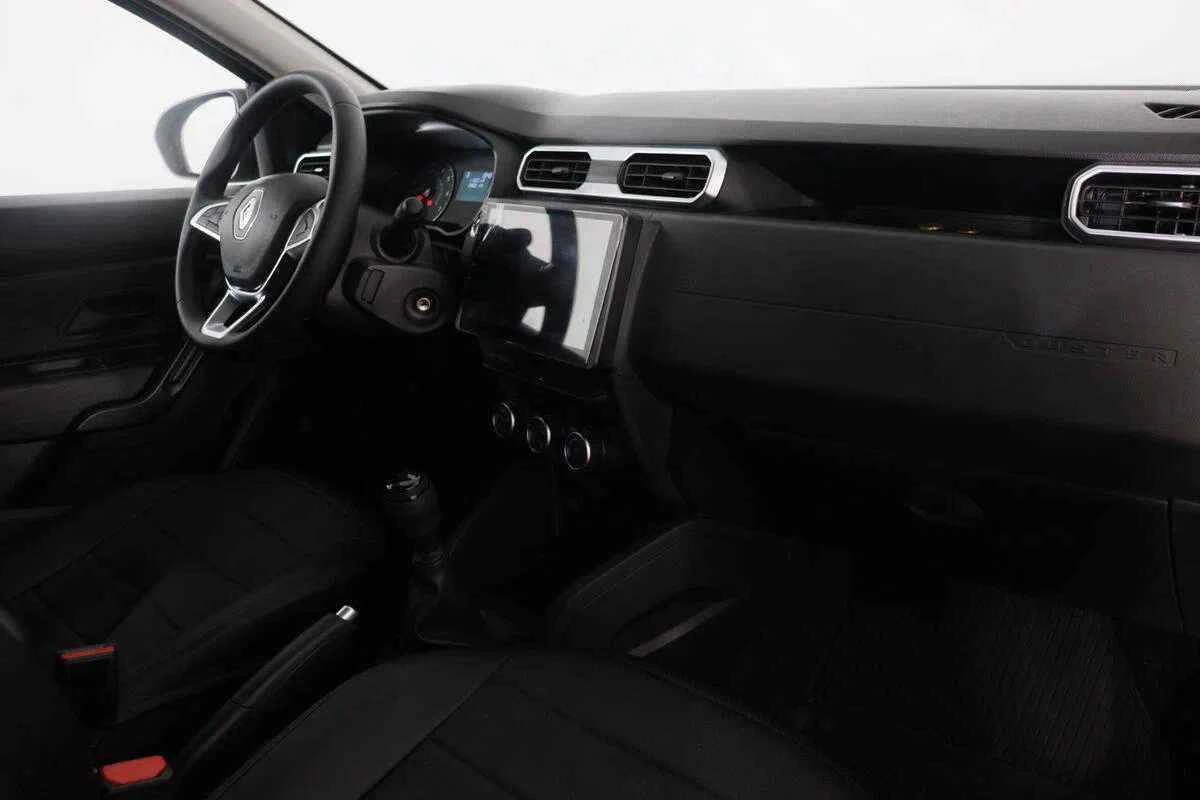 Renault Duster, Серый, 2022, Механическая, 109 л.с., цена от 1 990 000 руб.