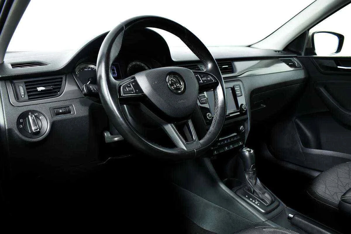 Skoda Rapid, Бежевый, 2018, Автоматическая, 110 л.с., цена от 590 000 руб.