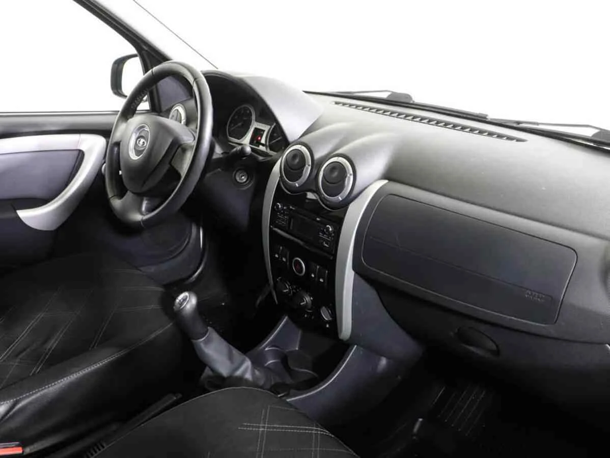 LADA Largus Cross, Белый, 2020, Механическая, 106 л.с., цена от 627 000 руб.