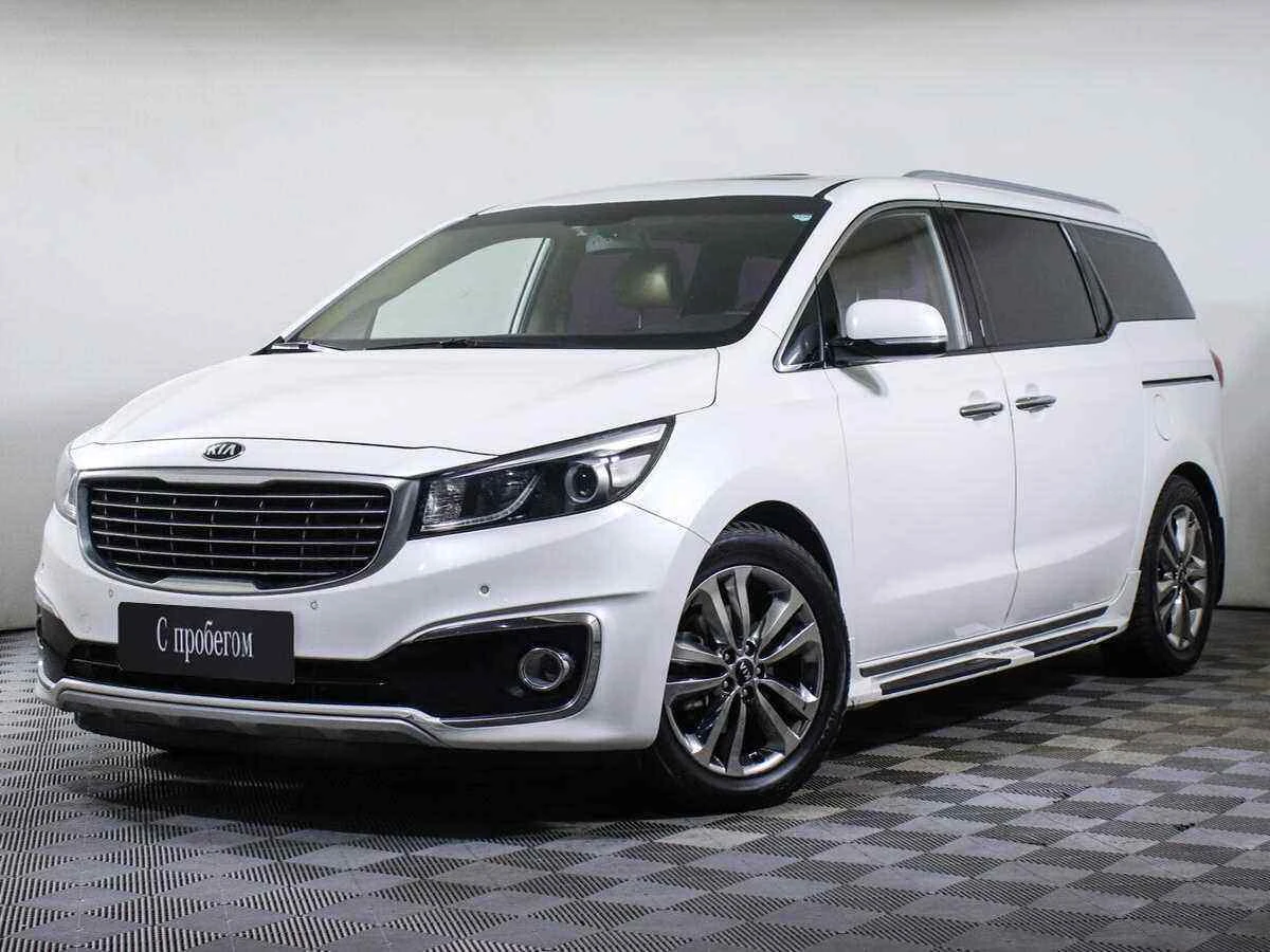 KIA Carnival, Белый, 2015, Автоматическая, 202 л.с., цена от 1 560 000 руб.