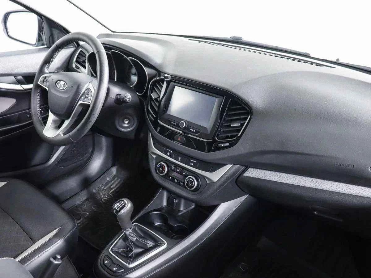 LADA Vesta SW Cross, Коричневый, 2020, Механическая, 122 л.с., цена от 871 000 руб.