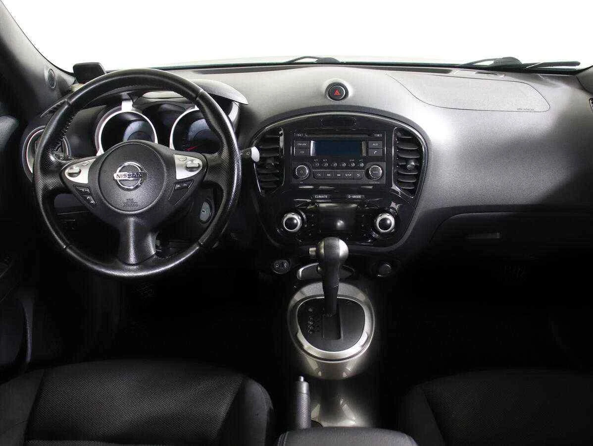 Nissan Juke, Серебряный, 2014, Вариатор, 117 л.с., цена от 585 000 руб.