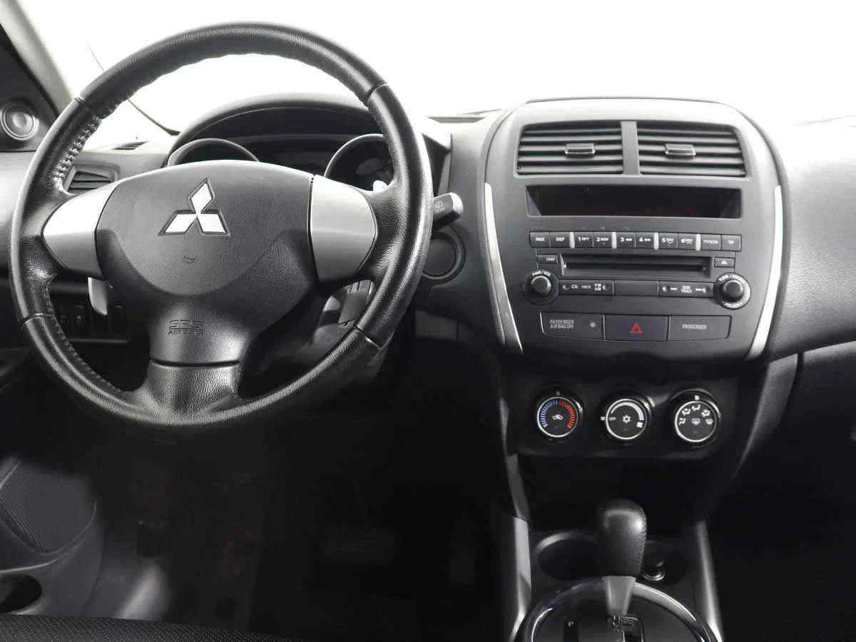 Mitsubishi ASX, Белый, 2012, Вариатор, 140 л.с., цена от 550 000 руб.