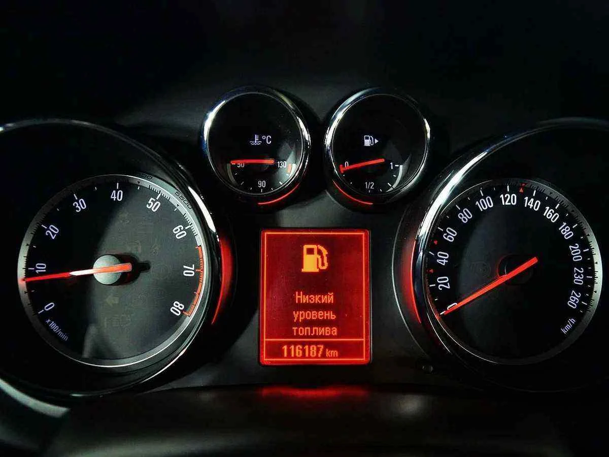 Opel Zafira, Серый, 2013, Механическая, 115 л.с., цена от 705 000 руб.