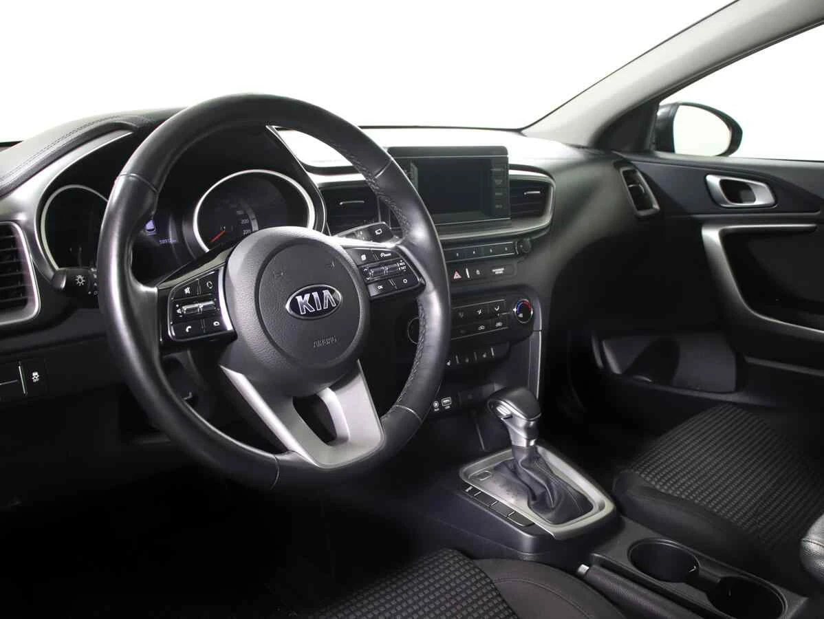 KIA Ceed, Серый, 2018, Автоматическая, 128 л.с., цена от 1 170 000 руб.