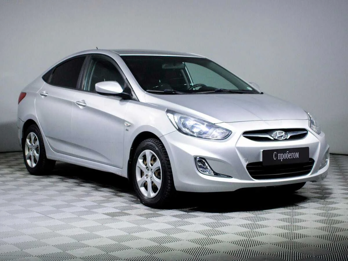 HYUNDAI SOLARIS, Серебряный, 2011, Механическая, 123 л.с., цена от 544 000 руб.