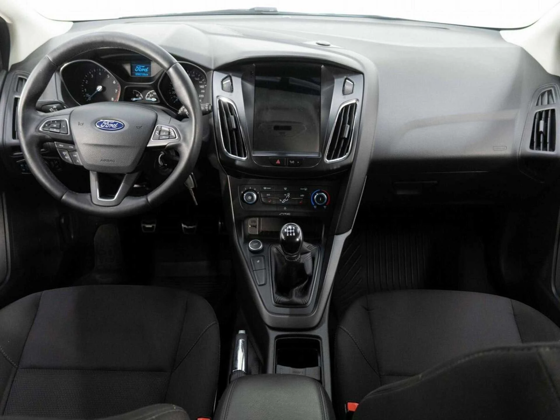 FORD FOCUS, Черный, 2018, Механическая, 125 л.с., цена от 809 600 руб.