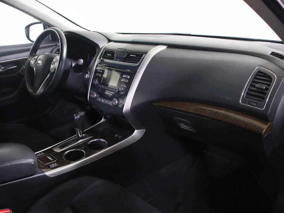 Nissan Teana, Серебряный, 2015, Вариатор, 173 л.с., цена от 1 022 000 руб.