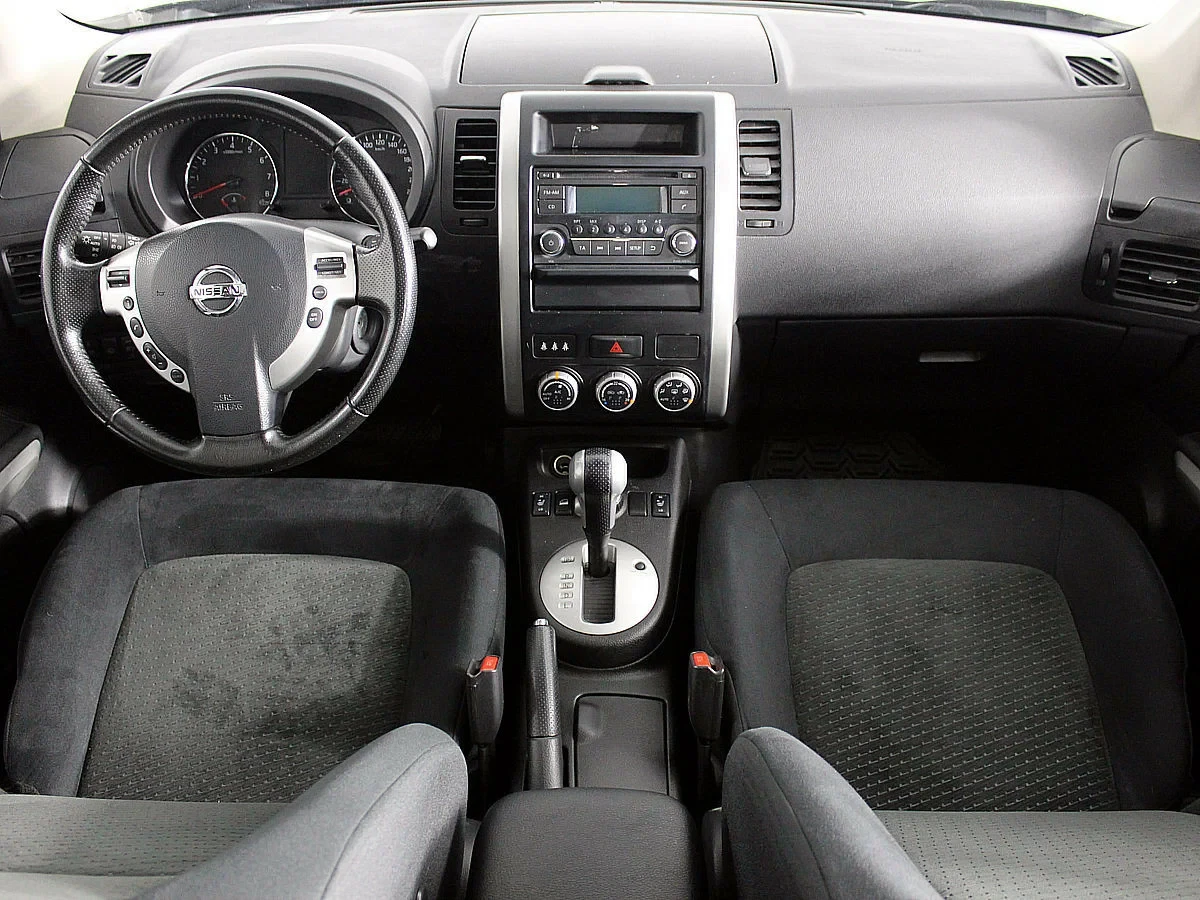 Nissan X-Trail, Черный, 2012, Вариатор, 141 л.с., цена от 815 000 руб.