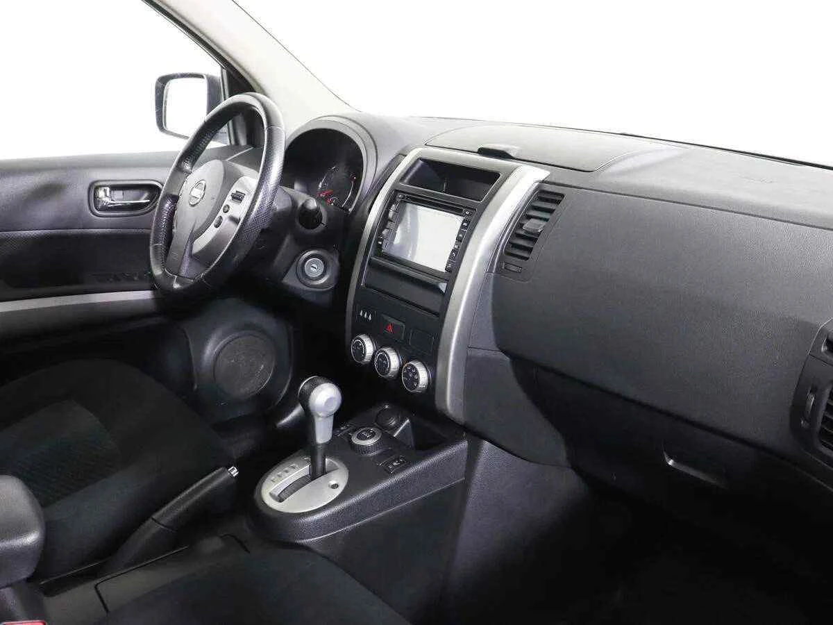 Nissan X-Trail, Бежевый, 2012, Вариатор, 141 л.с., цена от 739 000 руб.