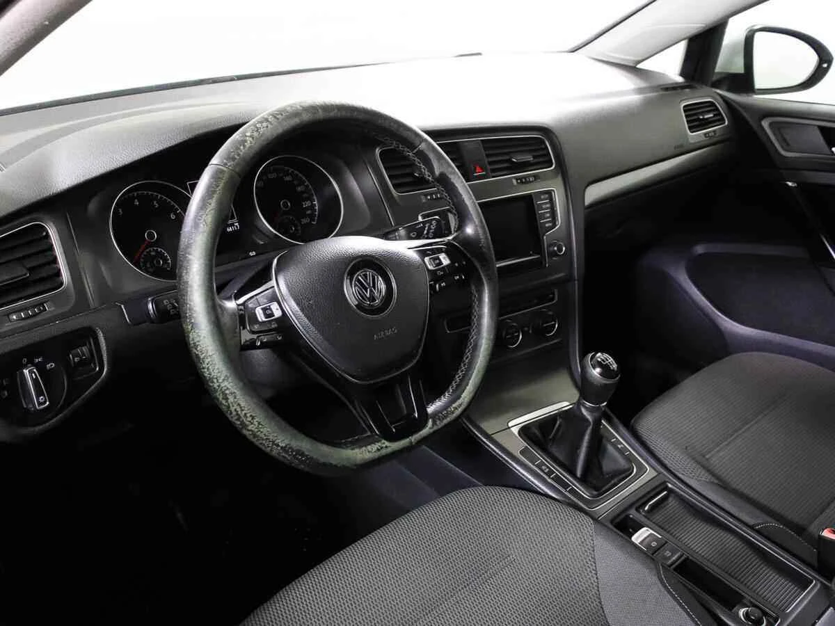 Volkswagen Golf, Белый, 2013, Механическая, 105 л.с., цена от 710 000 руб.