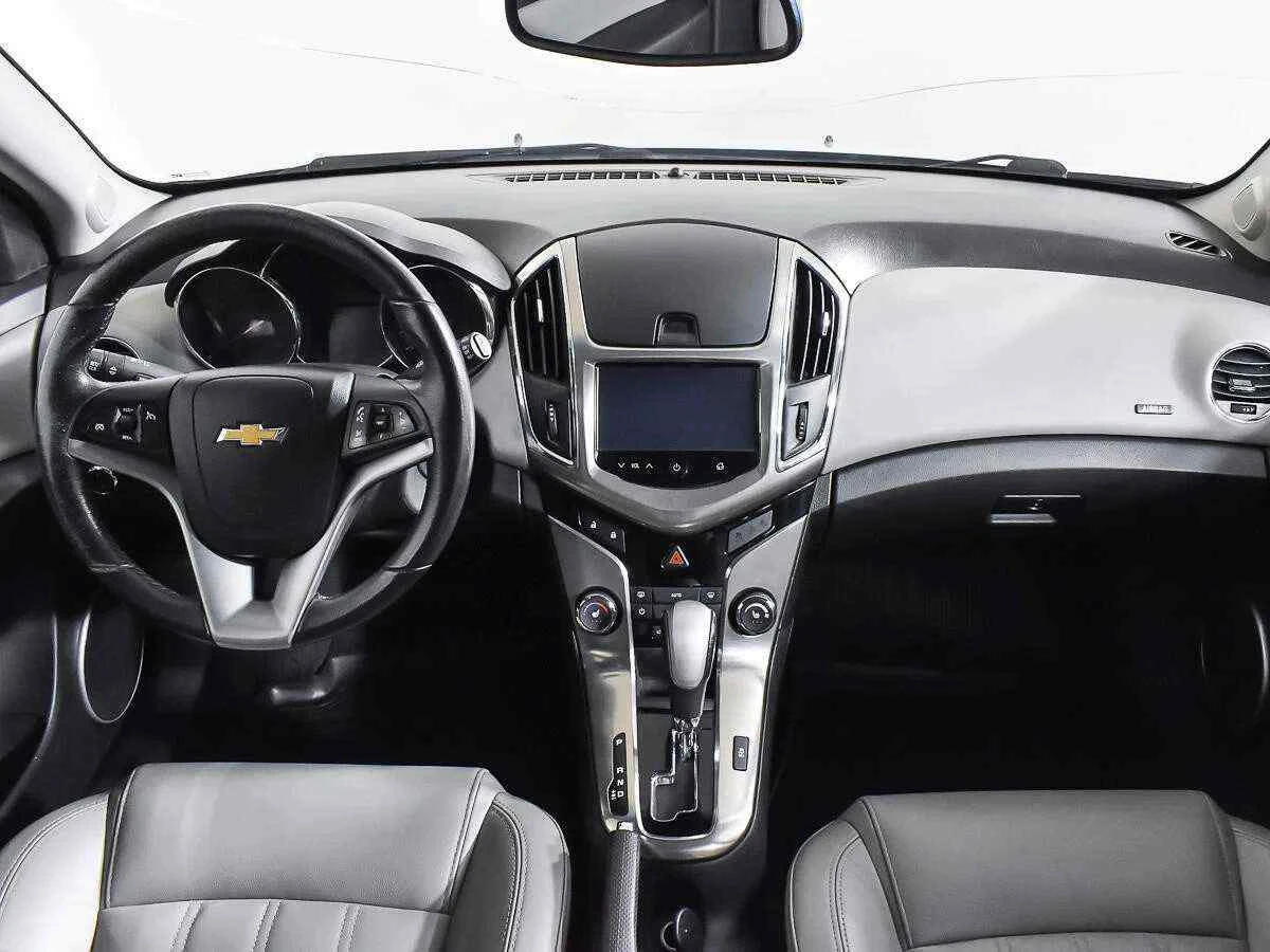 Chevrolet Cruze, Серебряный, 2015, Автоматическая, 140 л.с., цена от 493 510 руб.