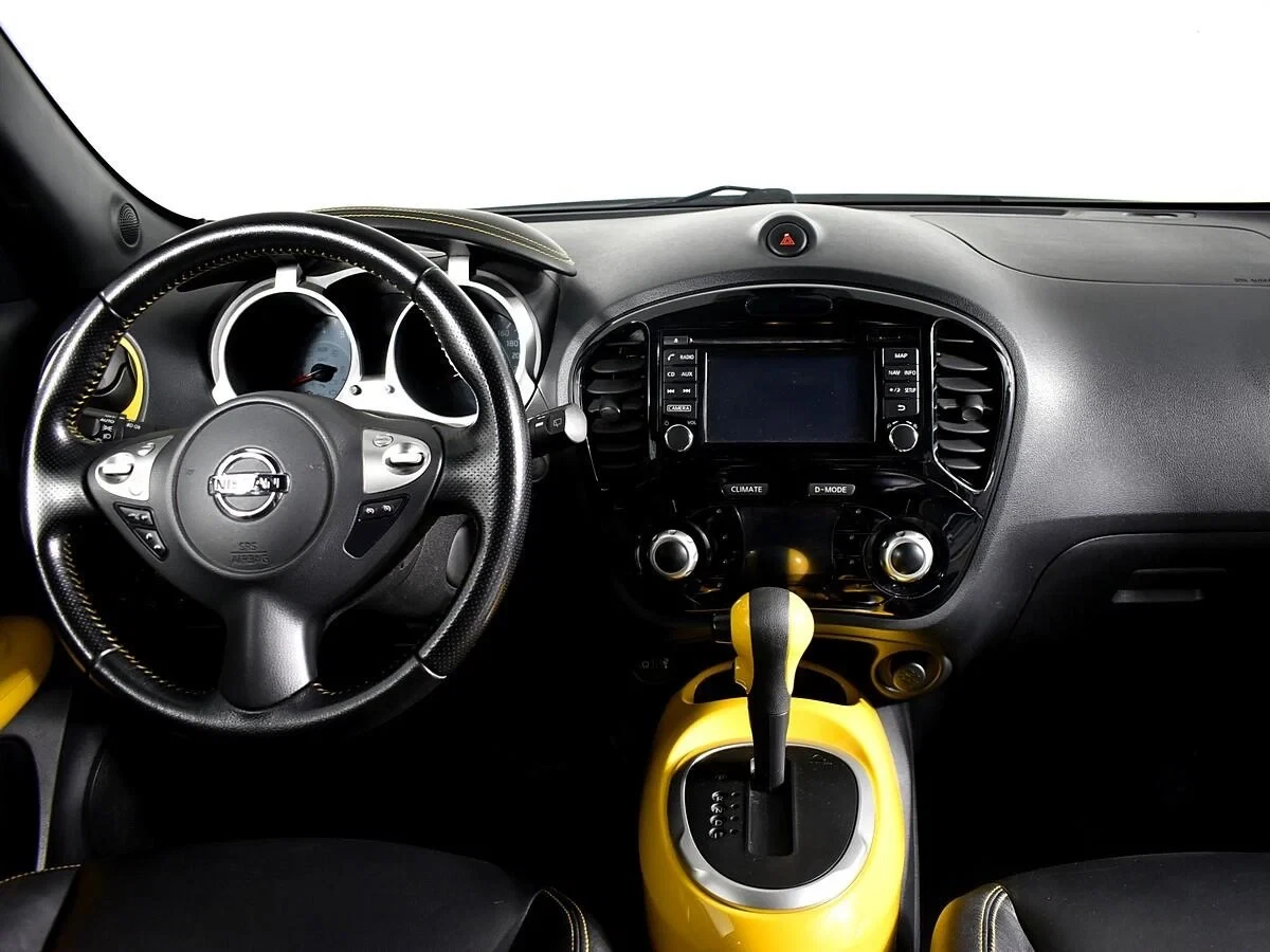 Nissan Juke, Черный, 2015, Вариатор, 117 л.с., цена от 921 500 руб.
