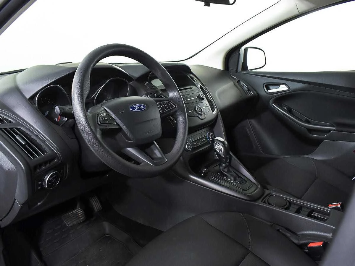 FORD FOCUS, Белый, 2018, Робот, 105 л.с., цена от 904 000 руб.