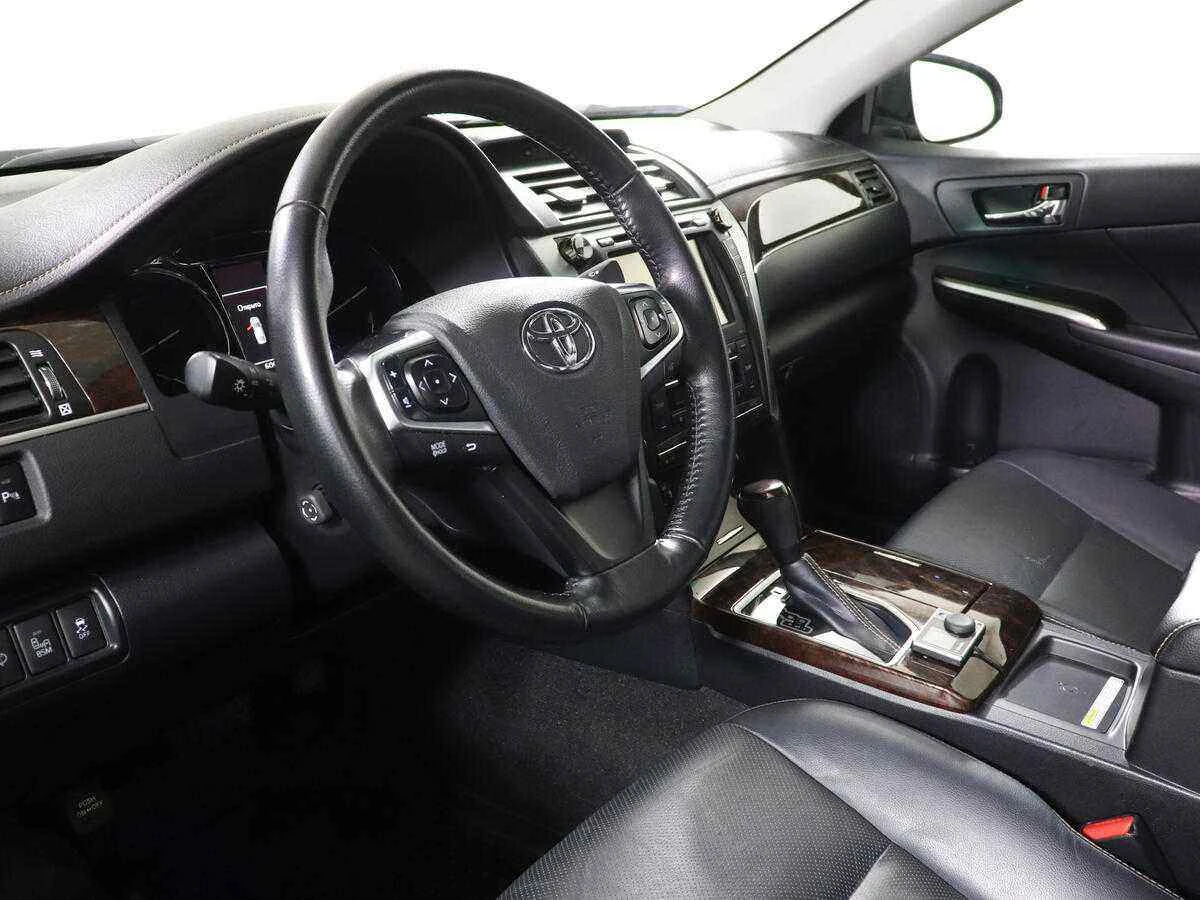 Toyota Camry, Коричневый, 2018, Автоматическая, 249 л.с., цена от 2 310 000 руб.