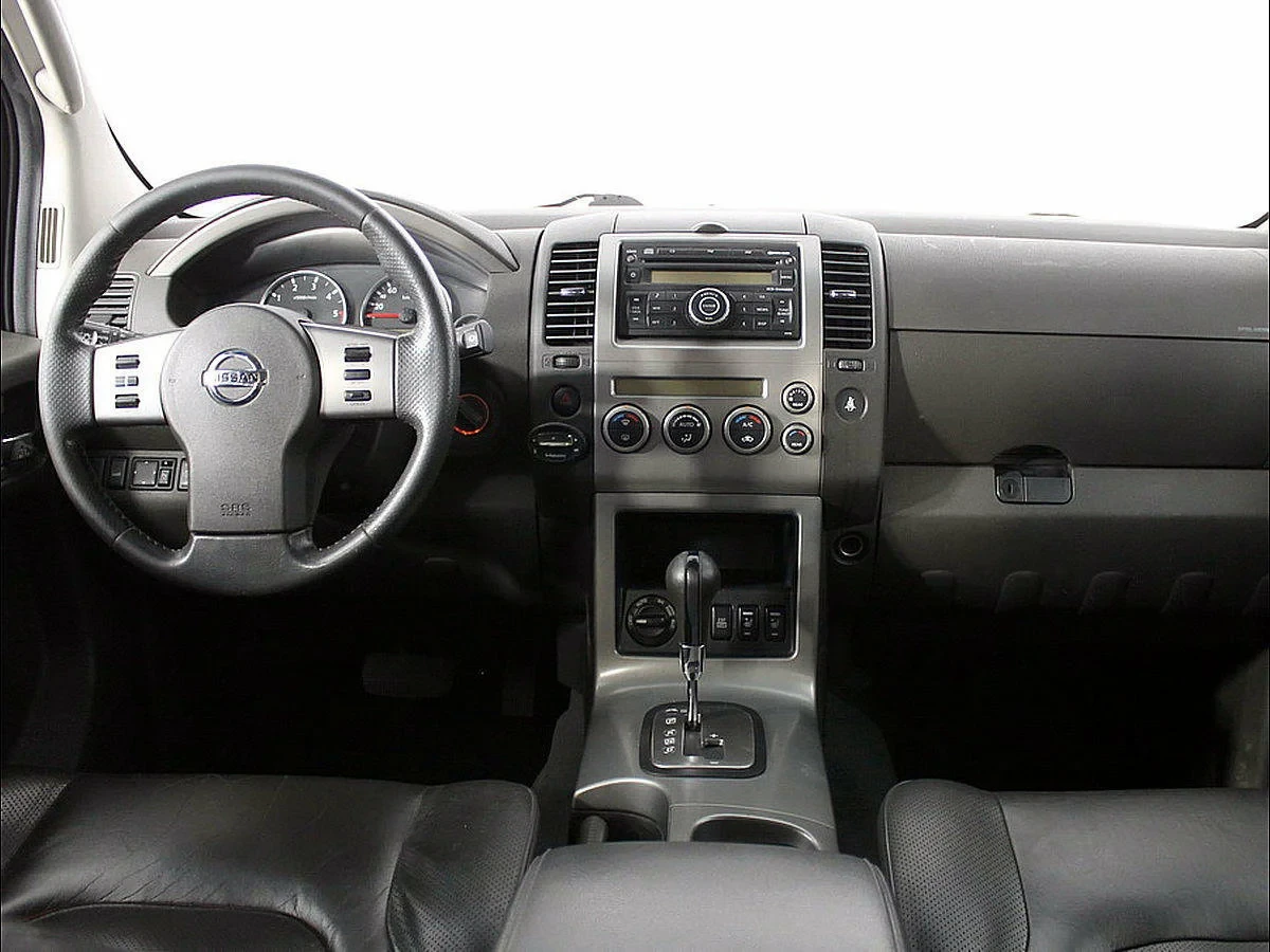 Nissan Pathfinder, Серый, 2007, Автоматическая, 174 л.с., цена от 525 000 руб.