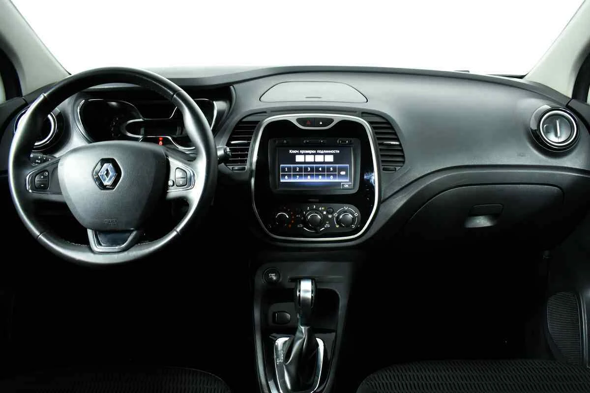 Renault Kaptur, Белый, 2017, Вариатор, 114 л.с., цена от 761 000 руб.