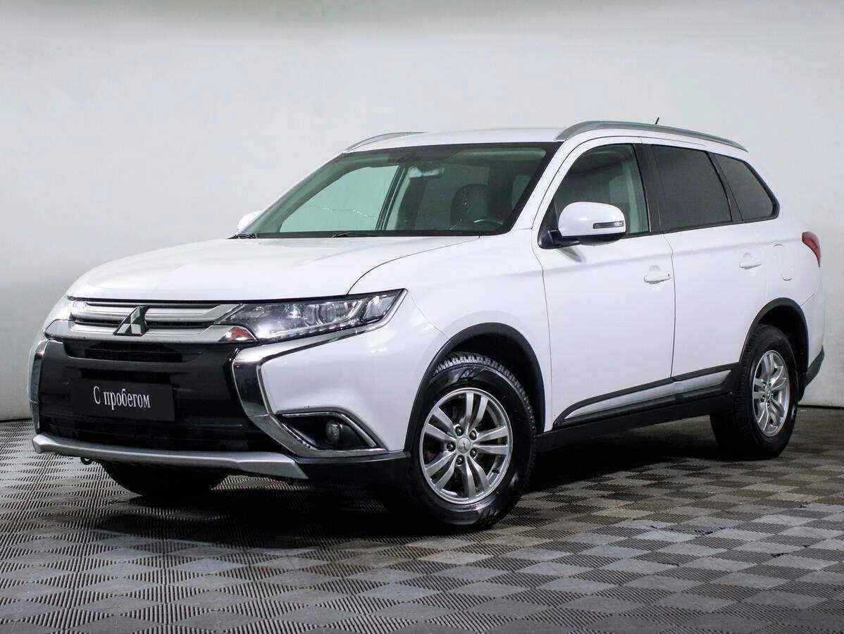 Mitsubishi Outlander, Белый, 2016, Автоматическая, 146 л.с., цена от 1 349 000 руб.