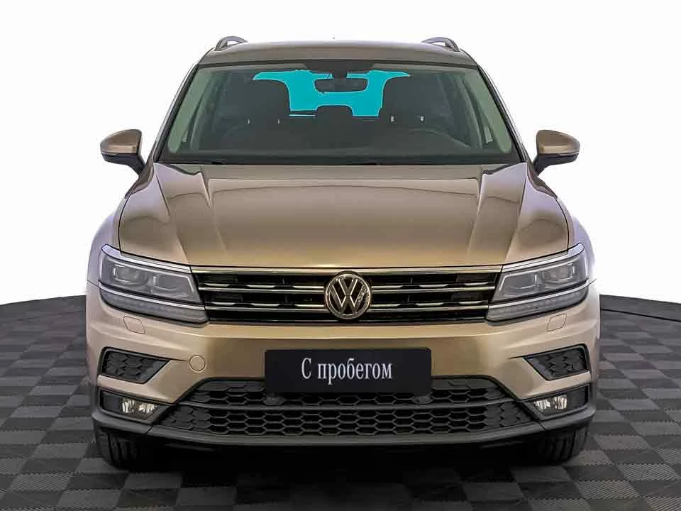 VOLKSWAGEN TIGUAN, Коричневый, 2018, Робот, 150 л.с., цена от 1 680 000 руб.