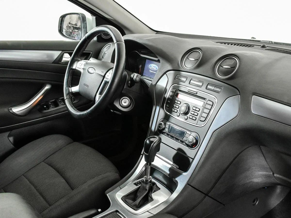 Ford Mondeo, Серебряный, 2013, Автоматическая, 140 л.с., цена от 551 000 руб.