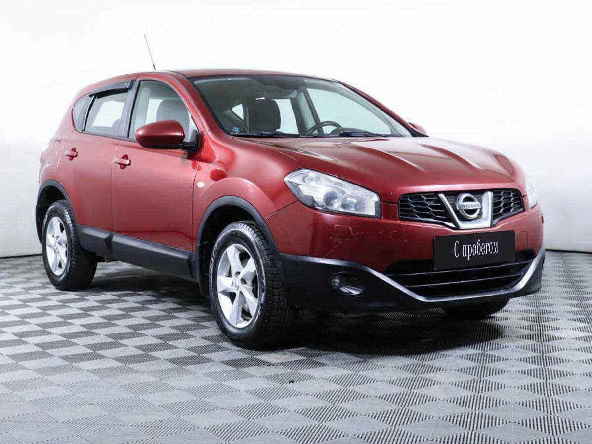 Nissan Qashqai, Красный, 2011, Вариатор, 141 л.с., цена от 445 000 руб.