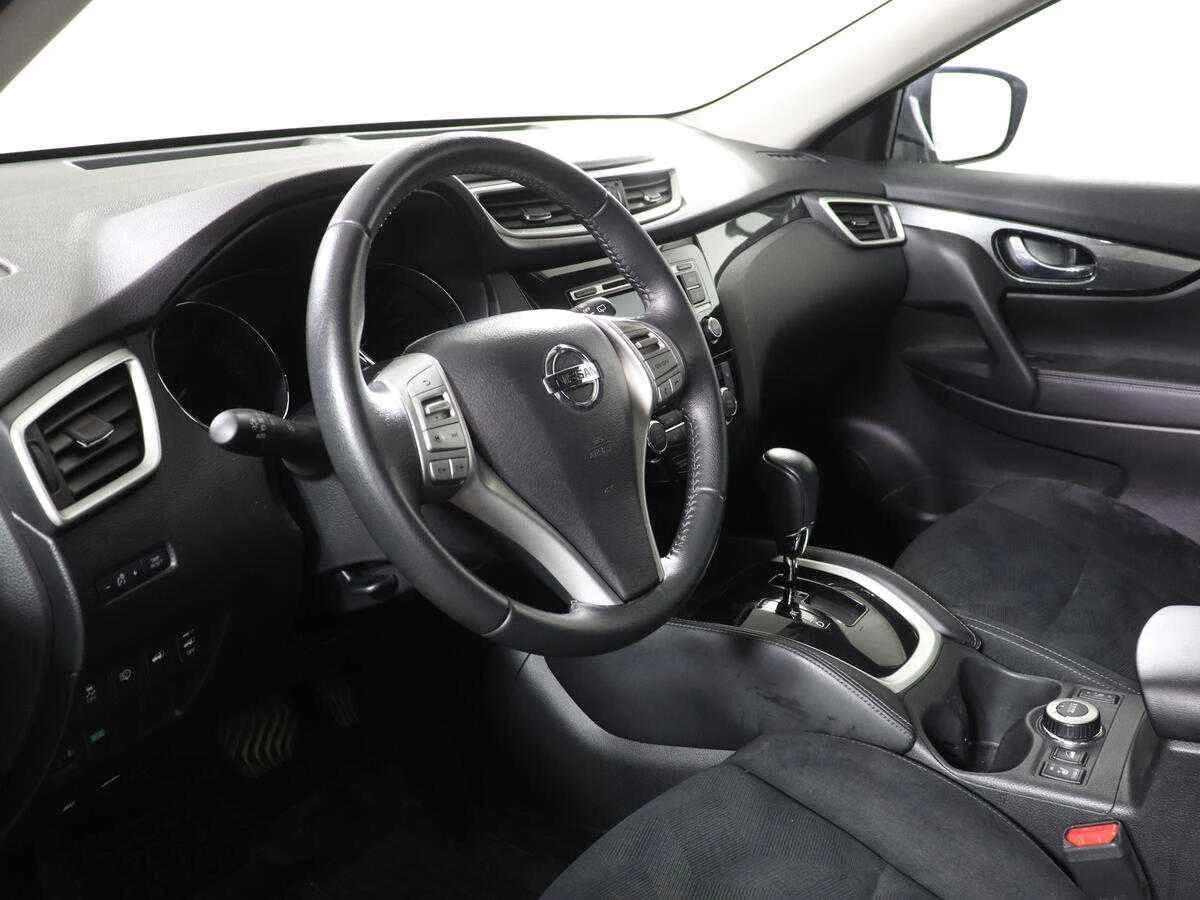 Nissan X-Trail, Серебряный, 2015, Вариатор, 171 л.с., цена от 1 551 000 руб.