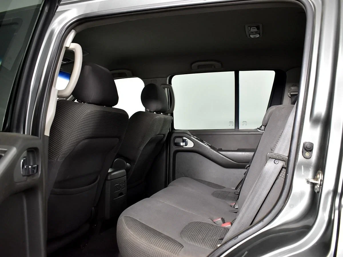 Nissan Pathfinder, Серый, 2006, Механическая, 174 л.с., цена от 446 000 руб.