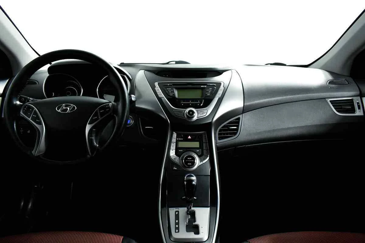 Hyundai Elantra, Черный, 2013, Автоматическая, 150 л.с., цена от 479 000 руб.