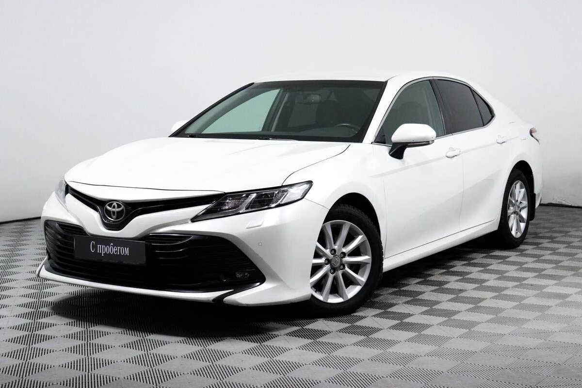 TOYOTA CAMRY, Белый, 2018, Автоматическая, 181 л.с., цена от 1 872 000 руб.
