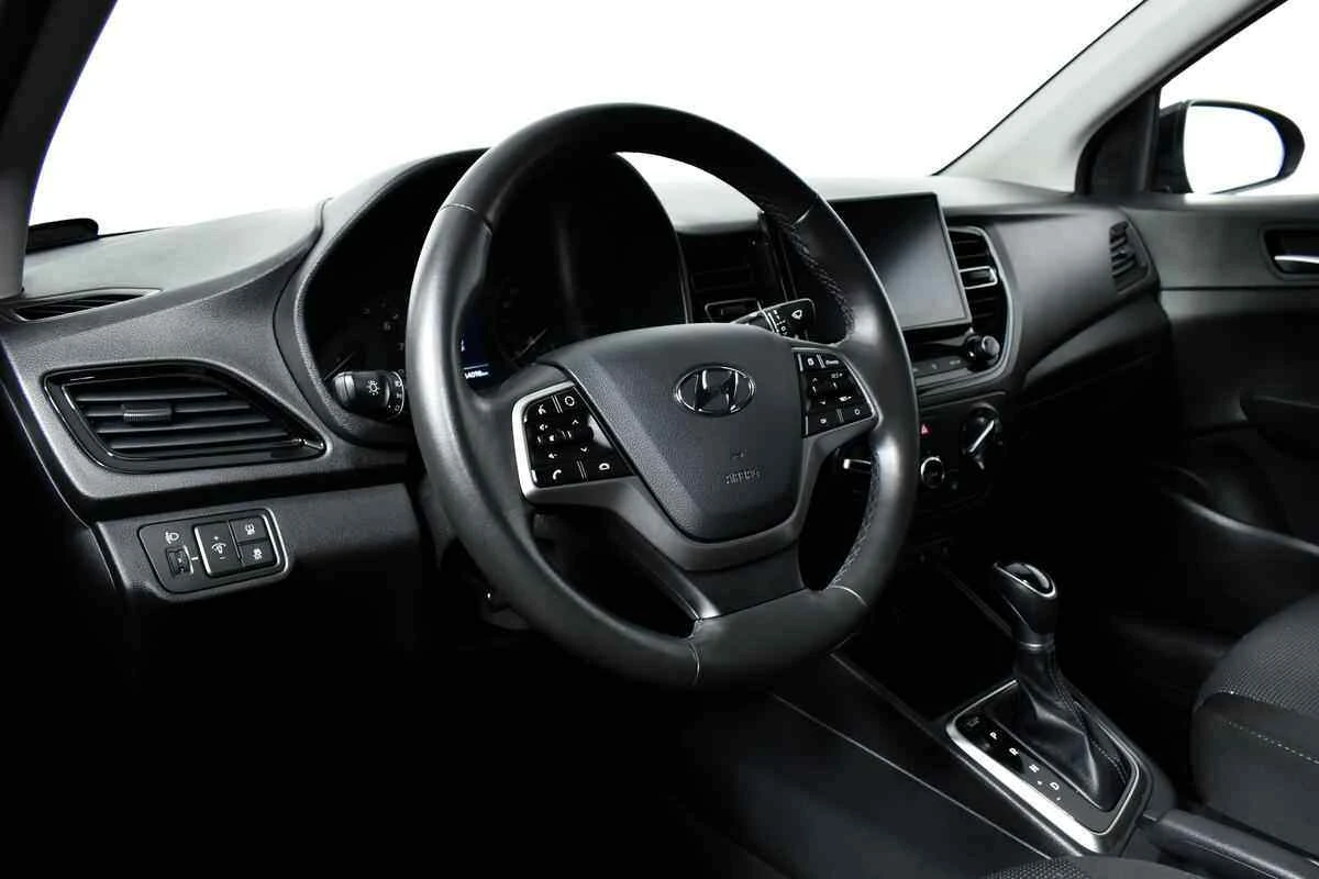 Hyundai Solaris, Черный, 2020, Автоматическая, 123 л.с., цена от 855 000 руб.