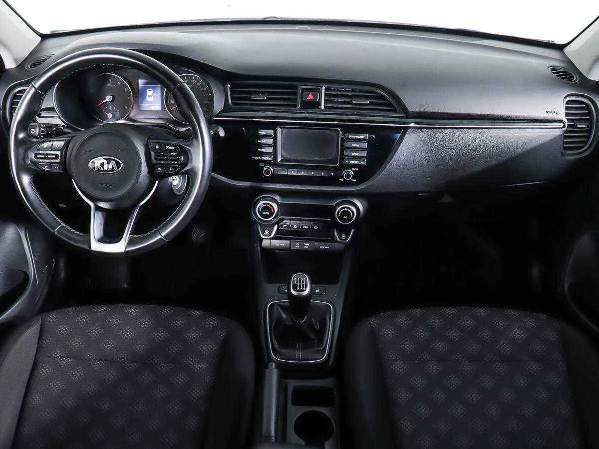 KIA Rio, Белый, 2018, Механическая, 123 л.с., цена от 709 000 руб.