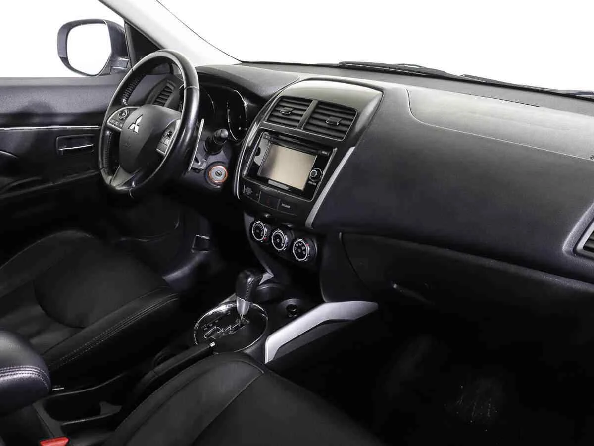 Mitsubishi ASX, Белый, 2014, Вариатор, 140 л.с., цена от 695 000 руб.