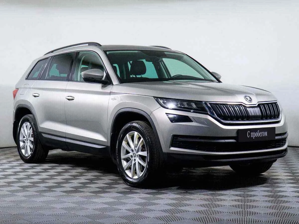 Skoda Kodiaq, Серый, 2018, Робот, 180 л.с., цена от 1 590 000 руб.