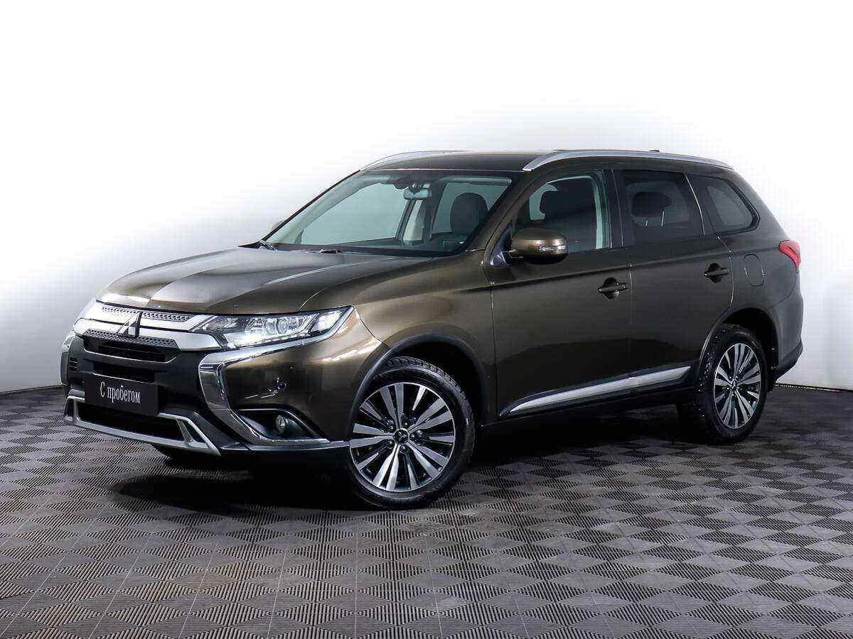 Mitsubishi Outlander, Коричневый, 2017, Автоматическая, 146 л.с., цена от 1 301 000 руб.